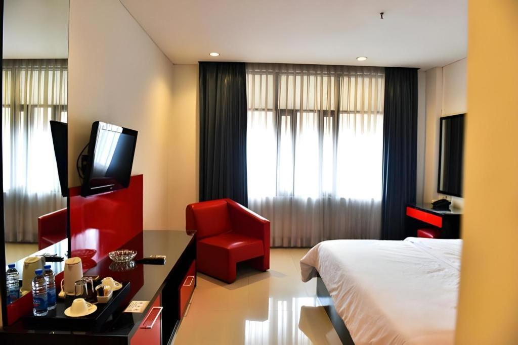 Hotel Cemerlang Bandung Exterior foto