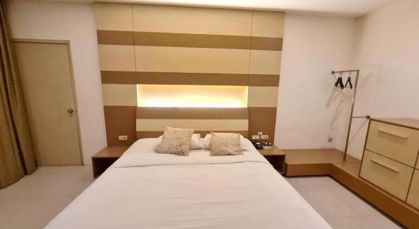 Hotel Cemerlang Bandung Exterior foto